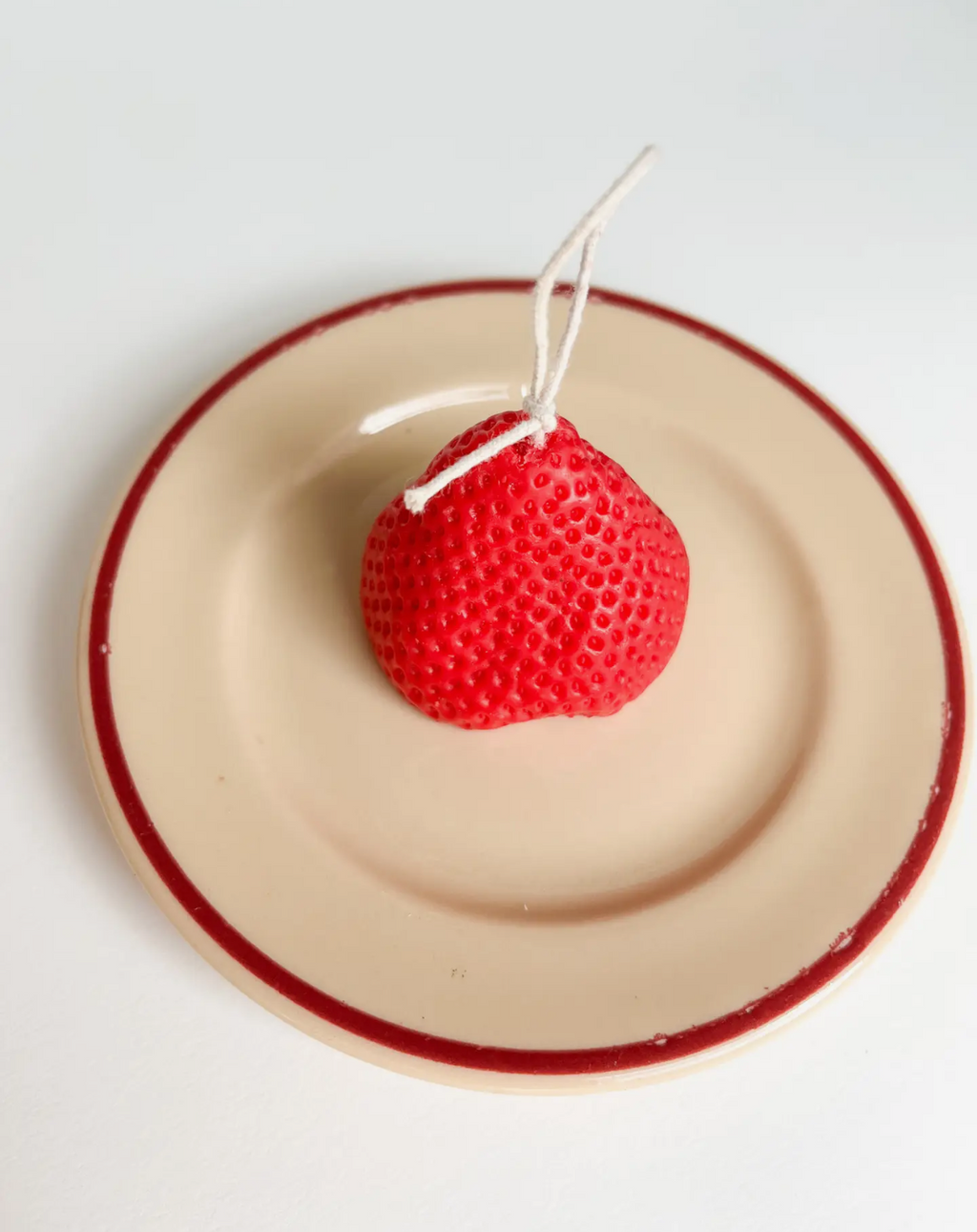Strawberry candle