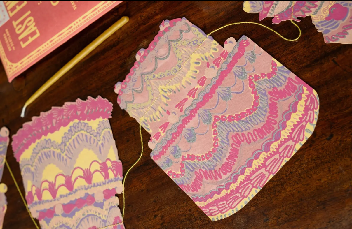 East End Press Cake Garland