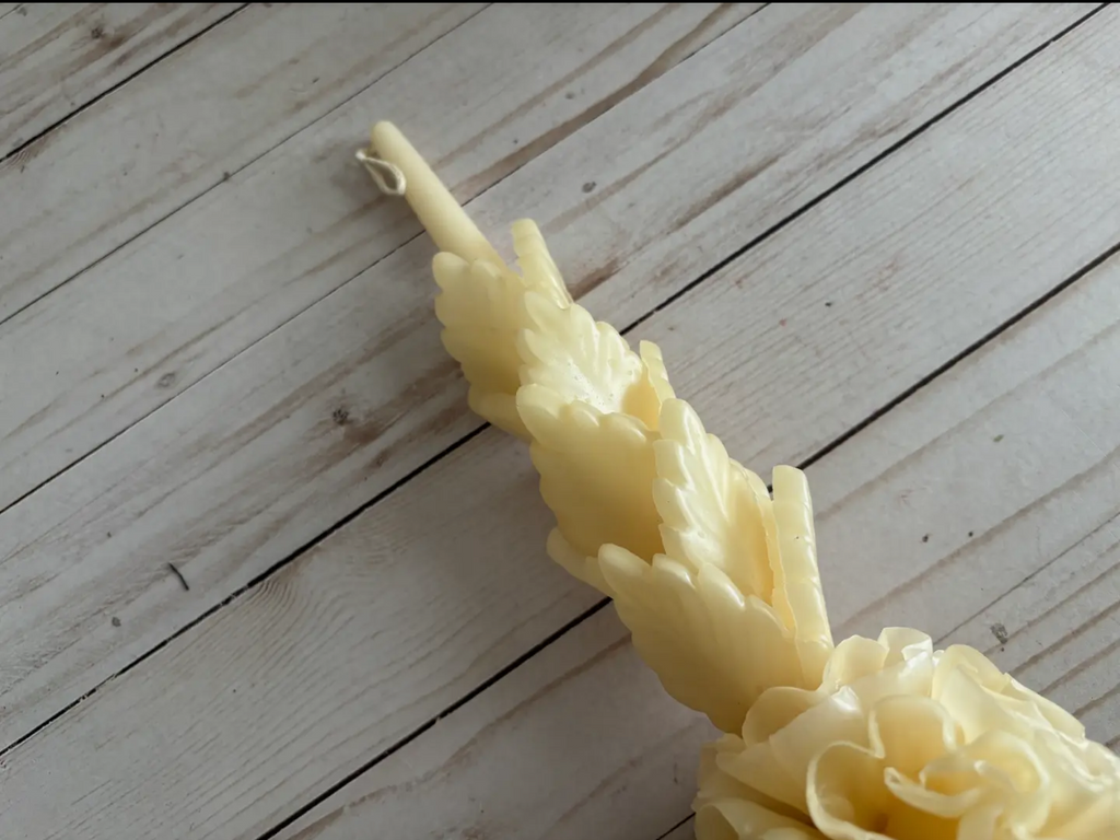 Large Marigold Candle in Cream