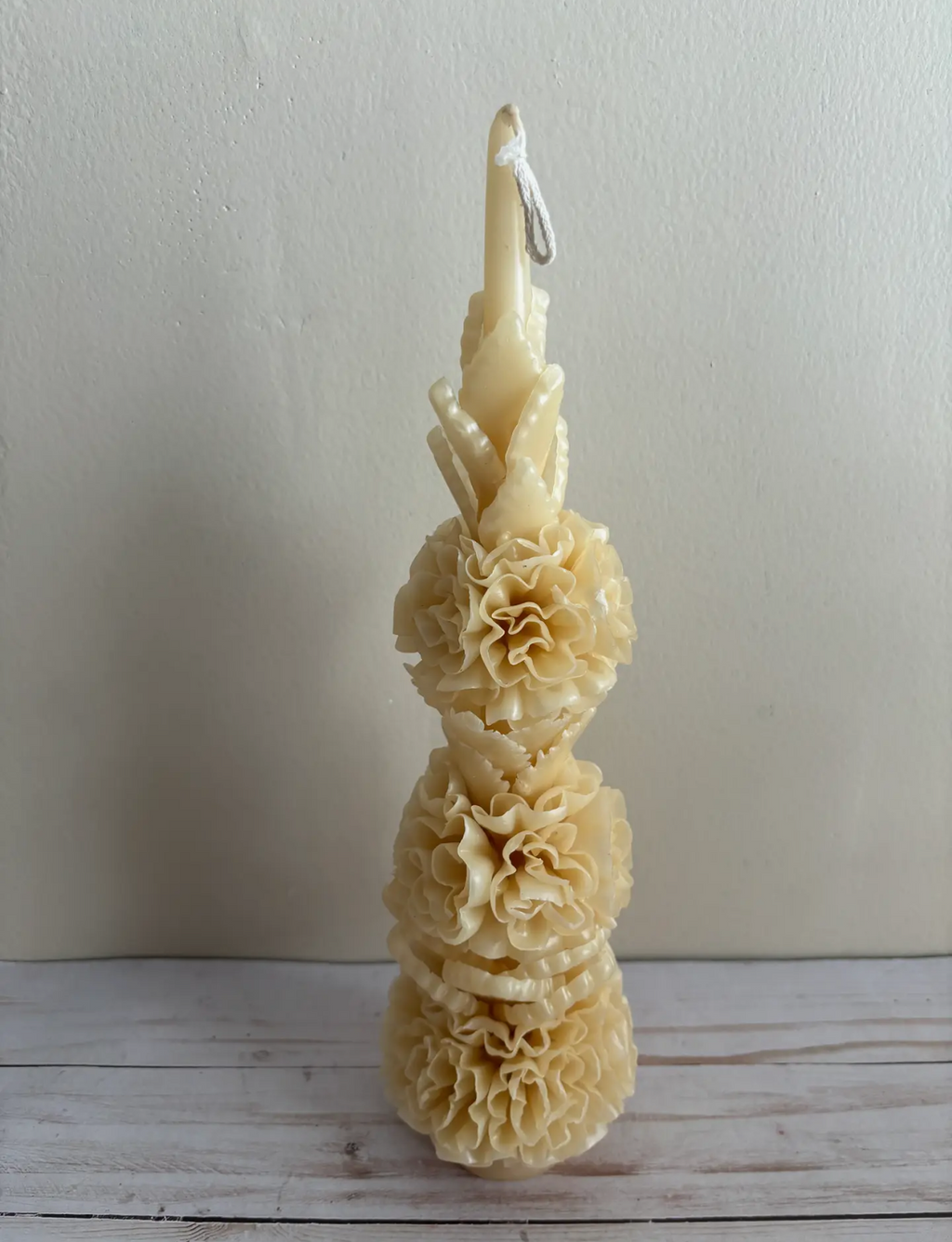Large Marigold Candle in Cream