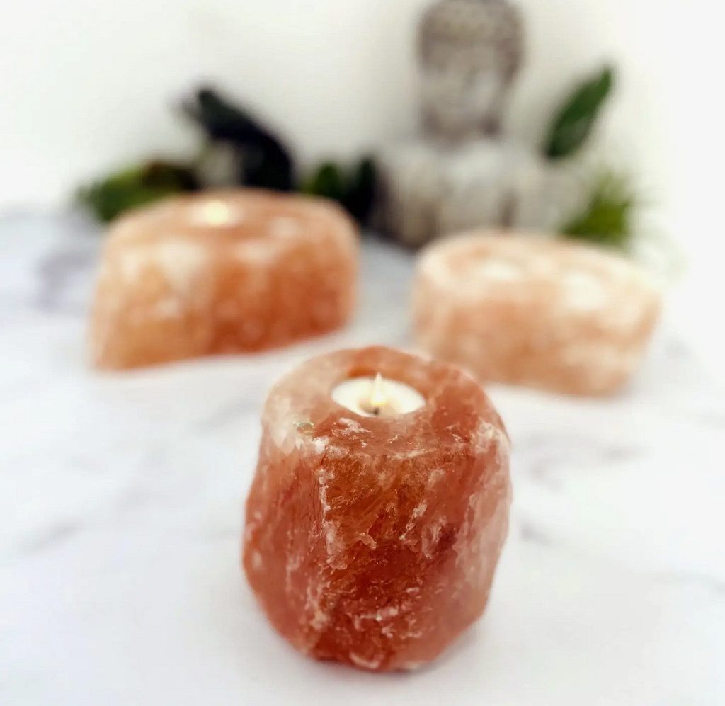 Salt Lamp with flameless tea light