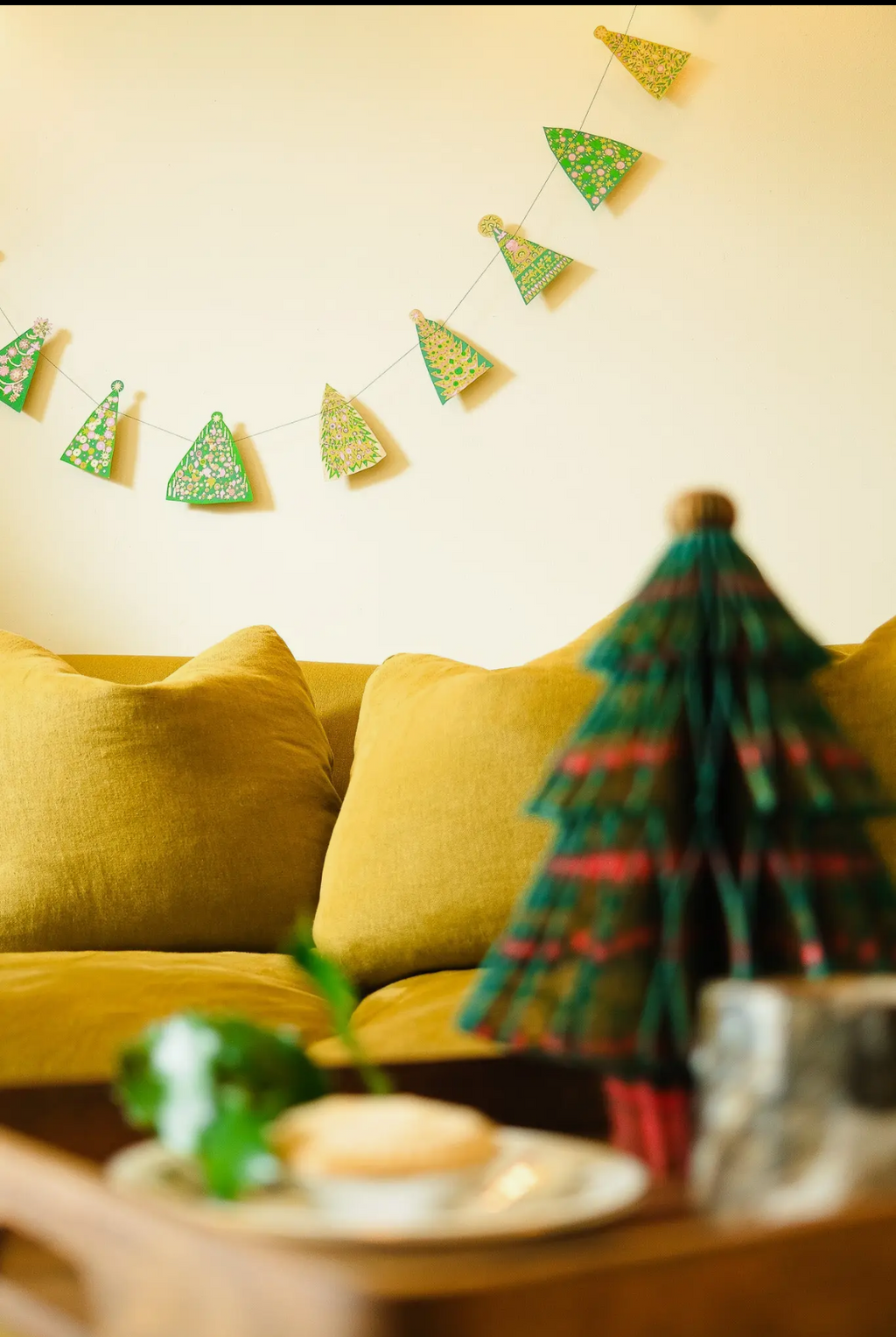 East End Press Retro Yule Tree Garland